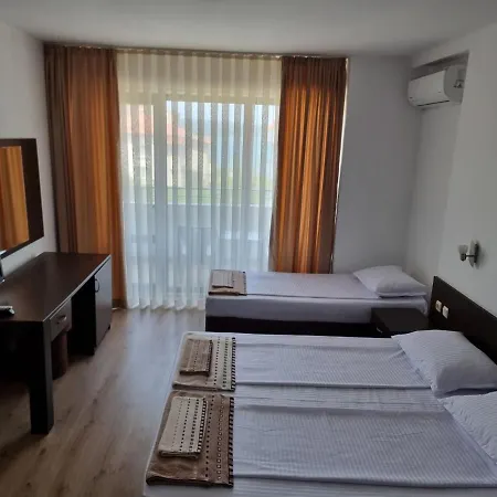 Gæstehus за гости мистрал 3*