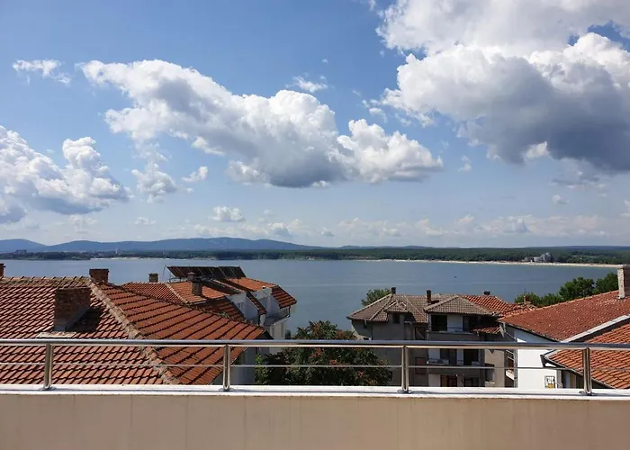 Maison d'hôtes за гости мистрал 3*