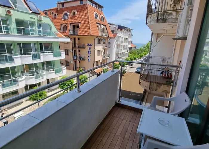 Maison d'hôtes за гости мистрал 3*