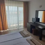 за гости мистрал